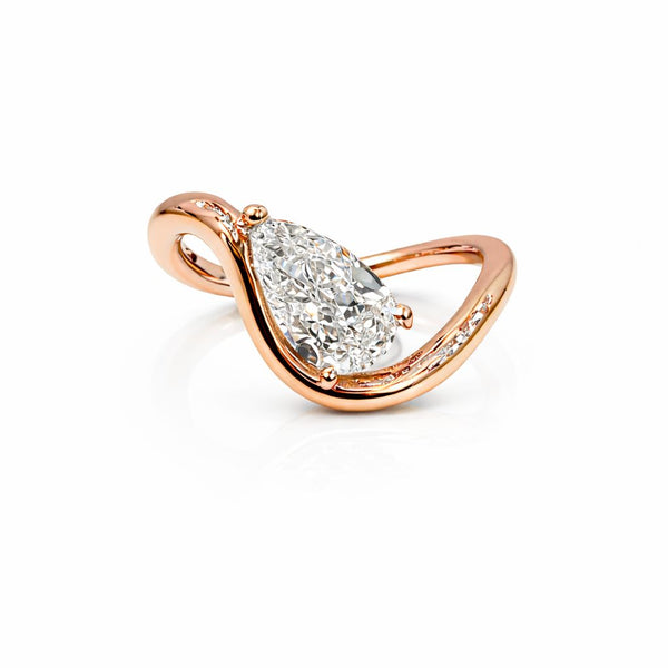 טבעת מעוצבת טיפה 0.88 קראט