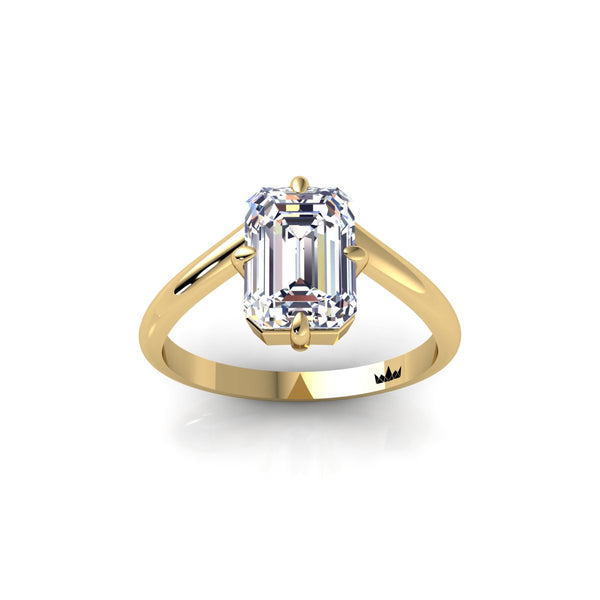 טבעת יהלום צורת וי עם אמרלד מרחף 1.70 קראט