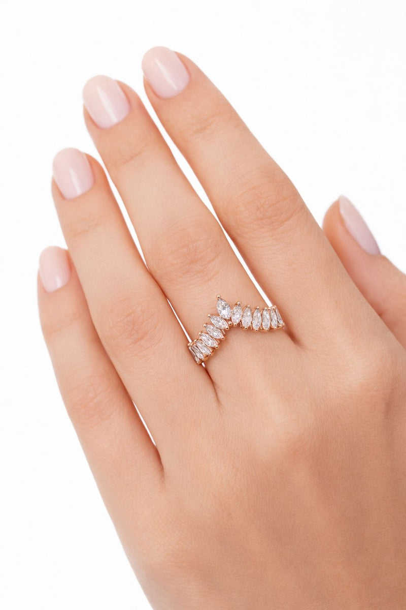 טבעת מרקיזה - צורת V